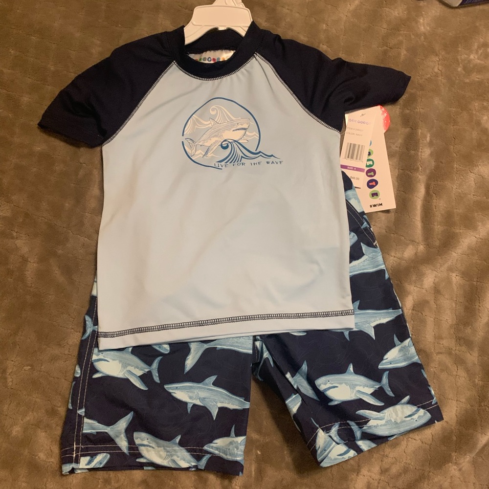 Swim suit with matching rash guard